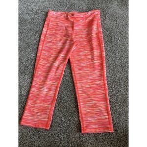 Old‎ Navy Go Dri Large Capris (A163)